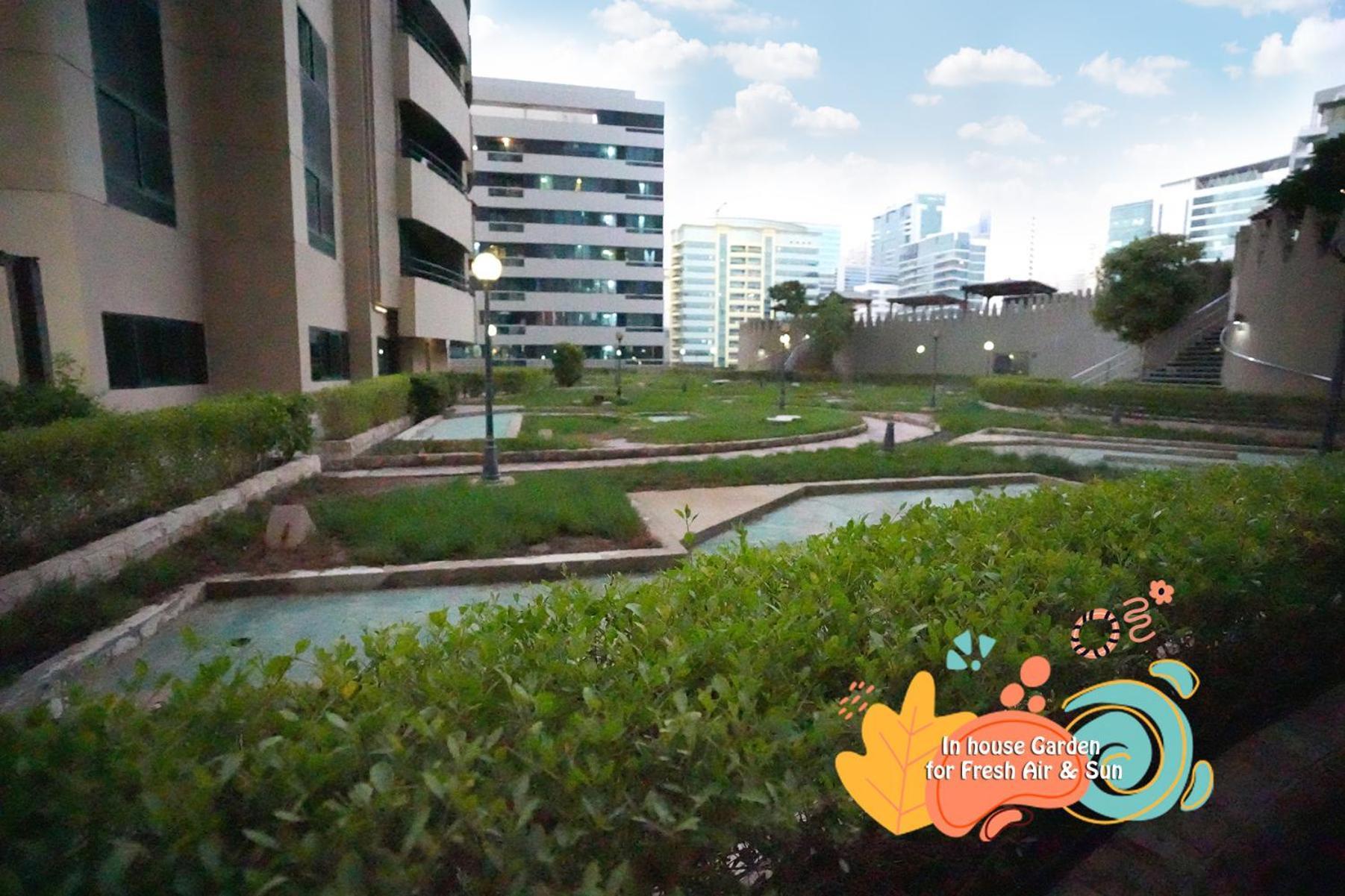 Homestay Radiant Parition In Barsha Heights Near Metro *