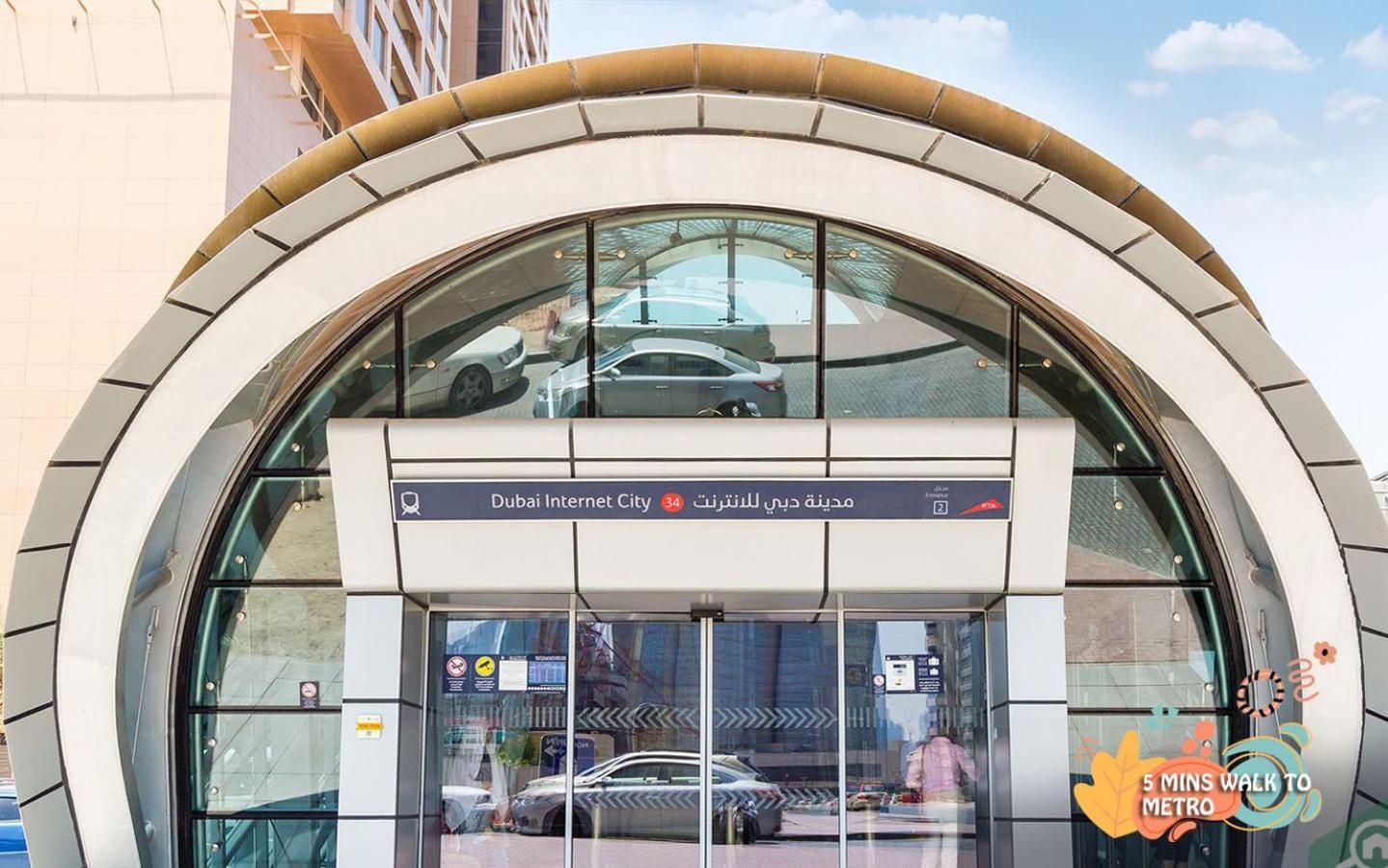 Radiant Parition In Barsha Heights Near Metro Homestay *