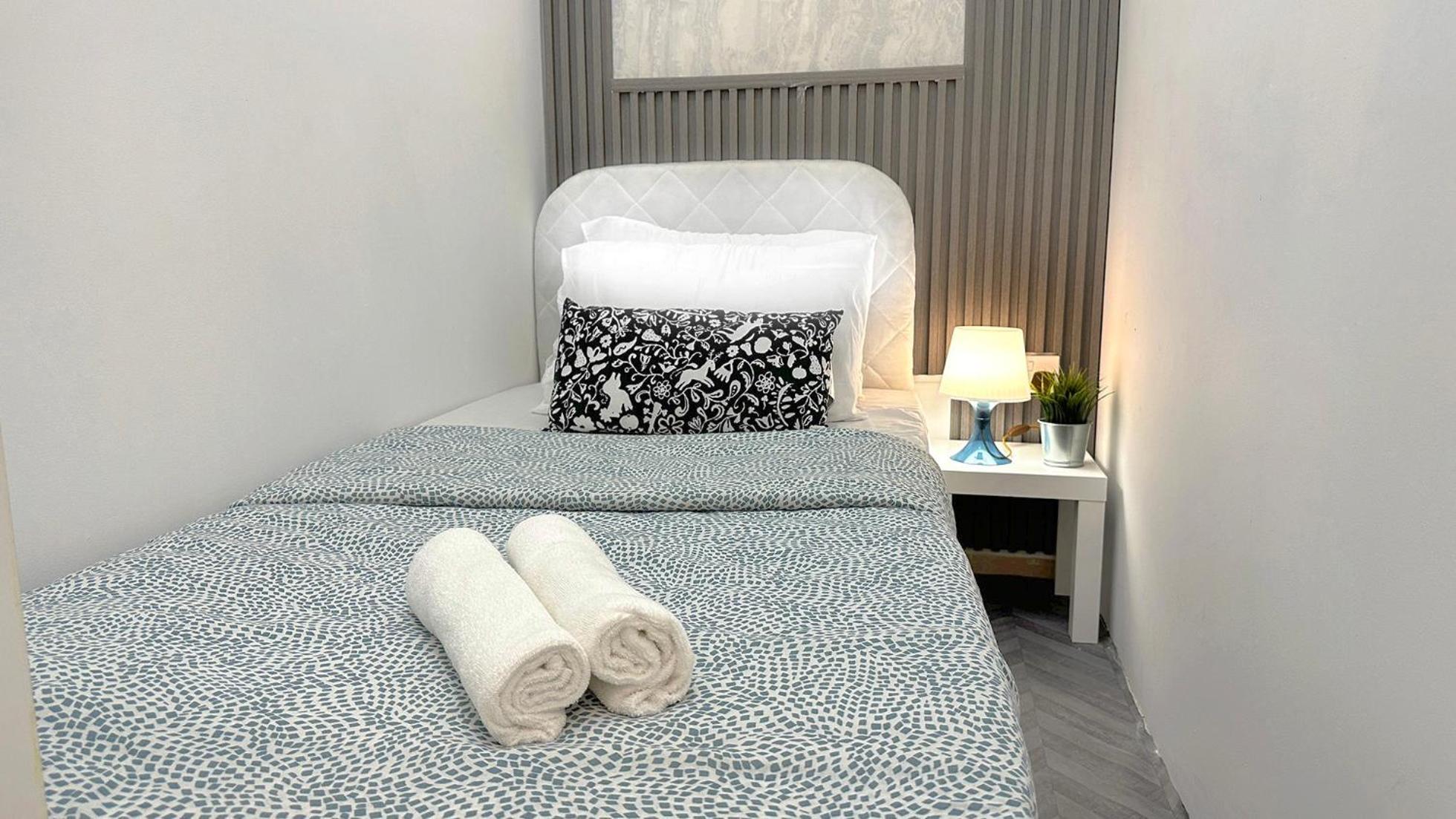 Radiant Parition In Barsha Heights Near Metro * Dubai