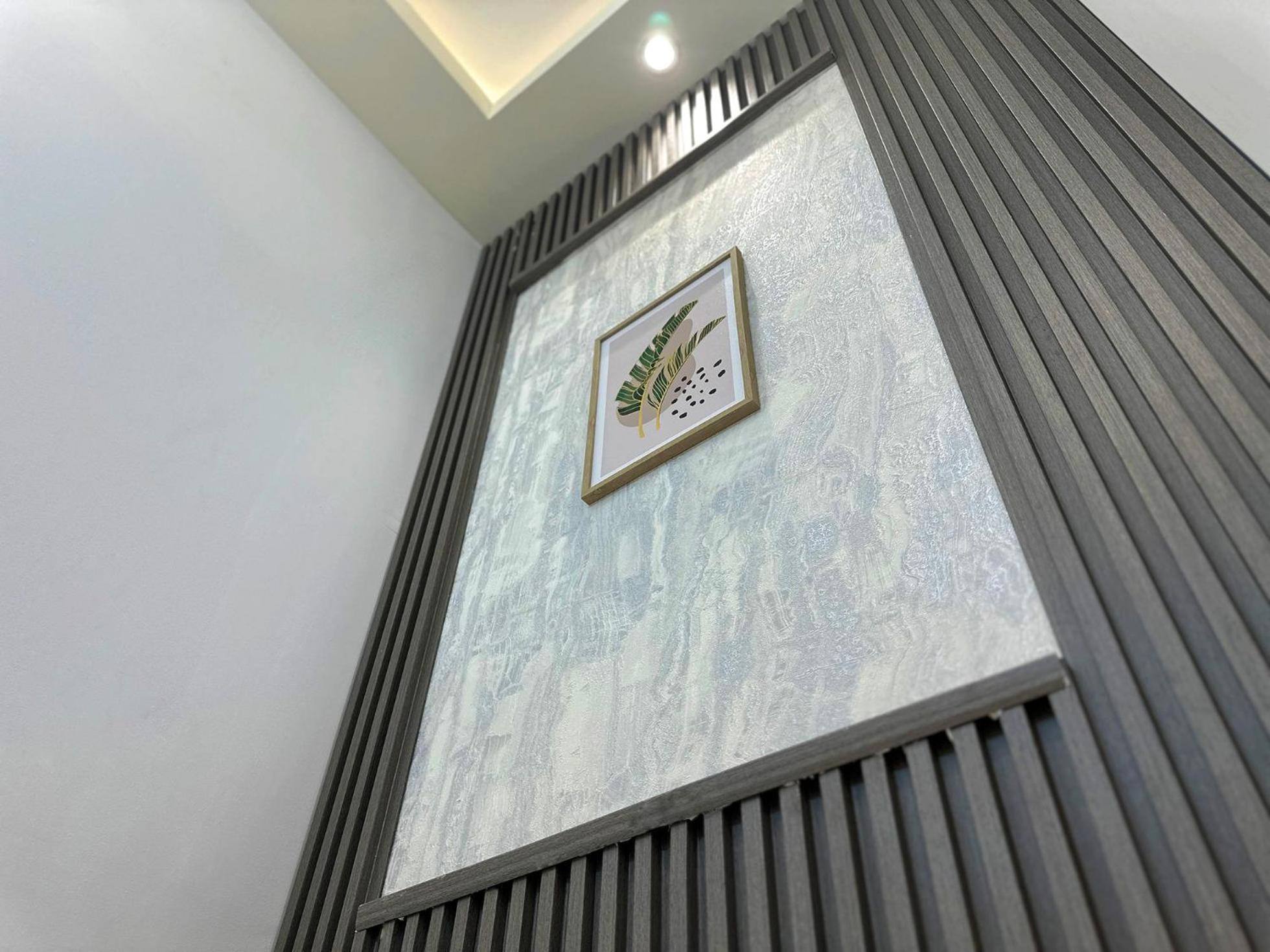 Radiant Parition In Barsha Heights Near Metro * Dubai