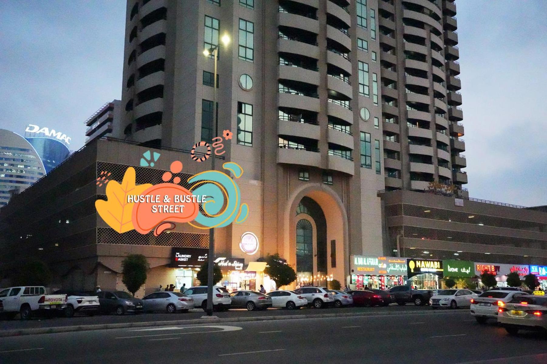Homestay Radiant Parition In Barsha Heights Near Metro