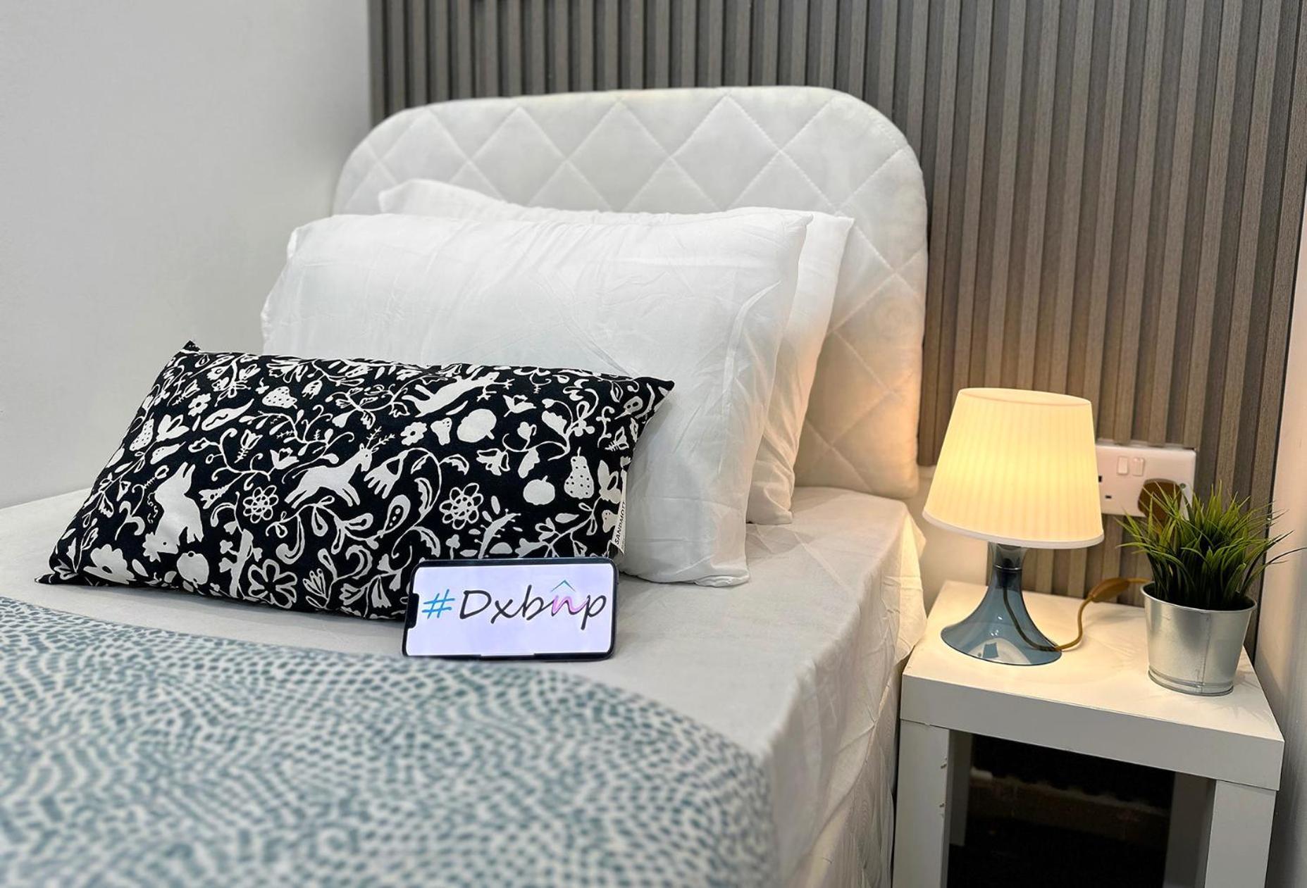 Homestay Radiant Parition In Barsha Heights Near Metro Dubai